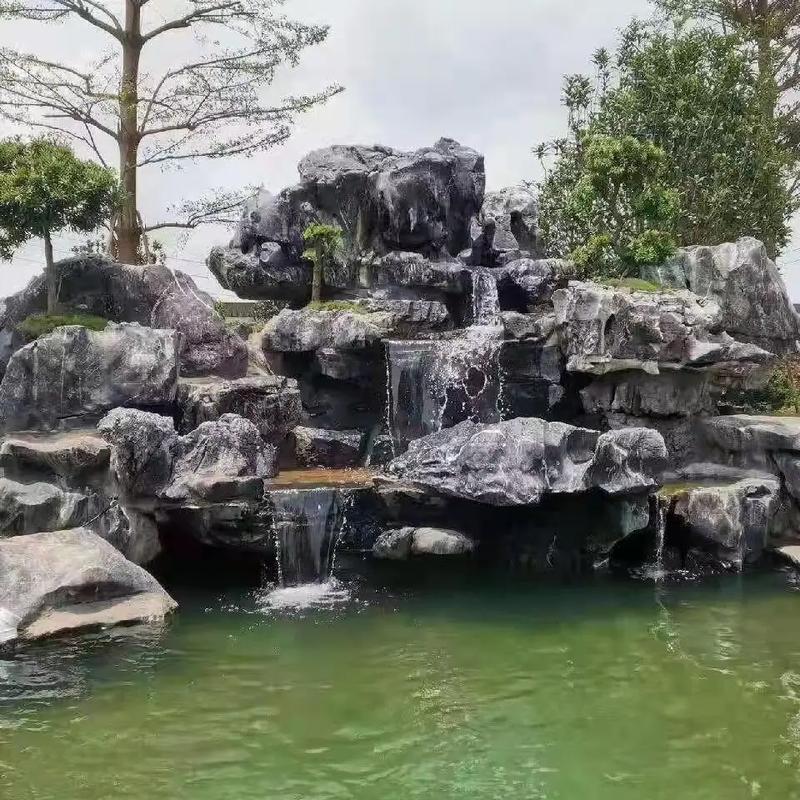 天然石假山批发与大型景观石艺术 水泥塑山与千层石假山的匠心融合